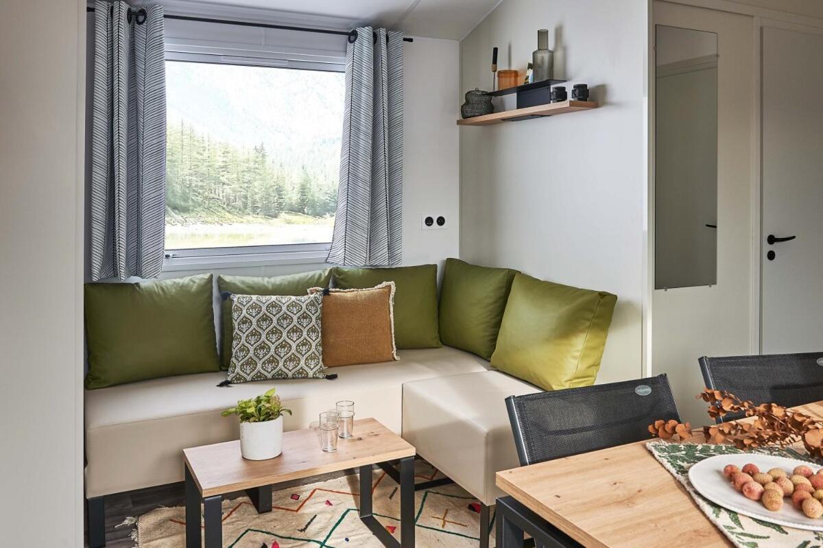 Camping Sites Et Paysages Les Pres Hauts ซิสเตรง ภายนอก รูปภาพ