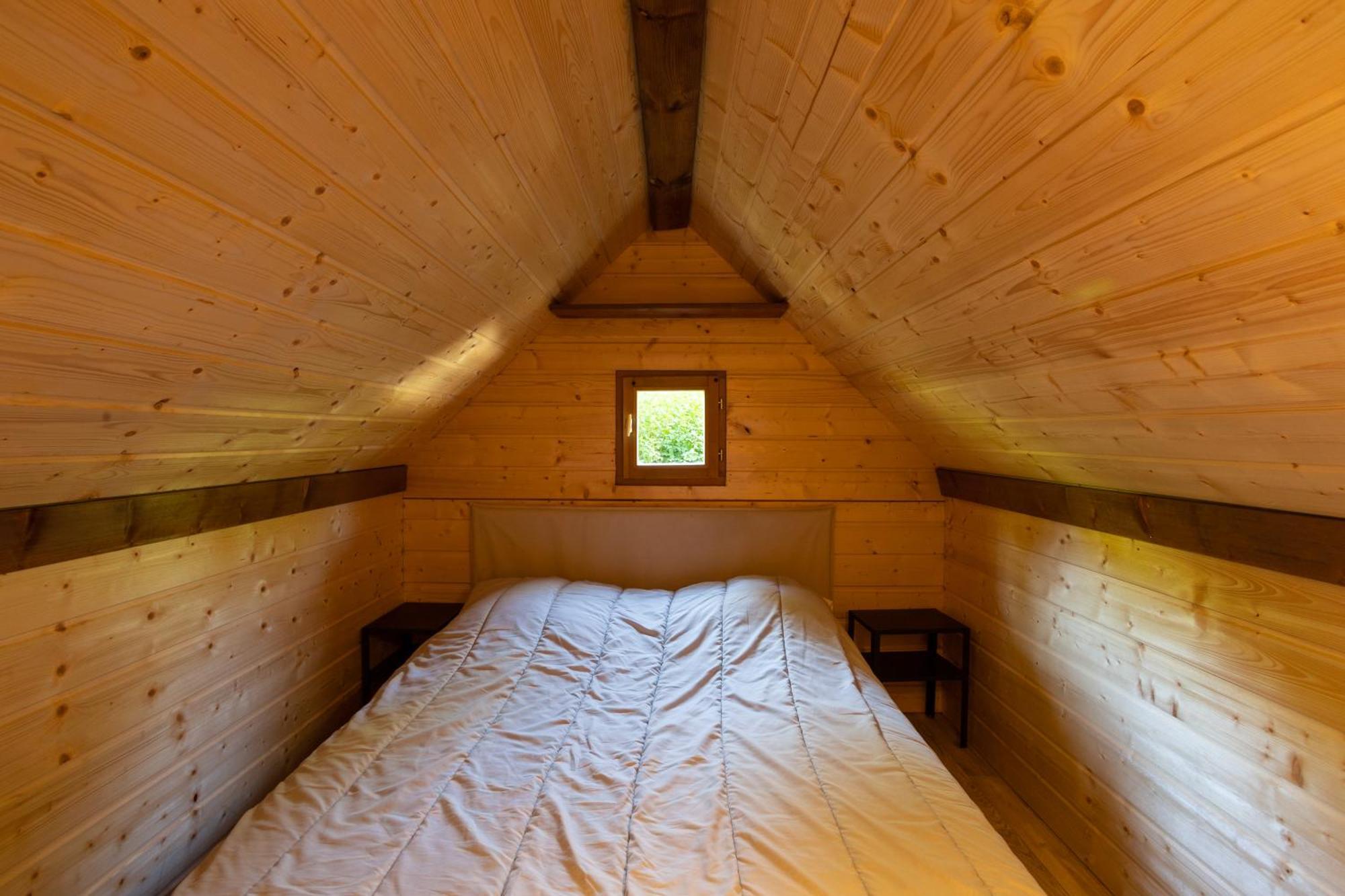 Camping Sites Et Paysages Les Pres Hauts ซิสเตรง ภายนอก รูปภาพ